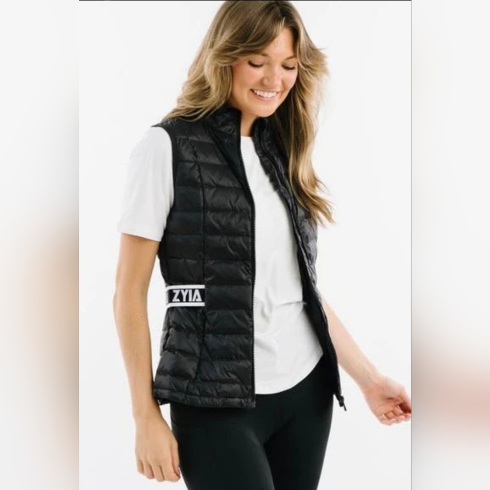 NWT ZYIA Active Black Alpine Down Puffer Vest Size Medium